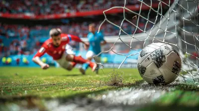 How to Adjust Your Scoring Strategy Against Different Opponents