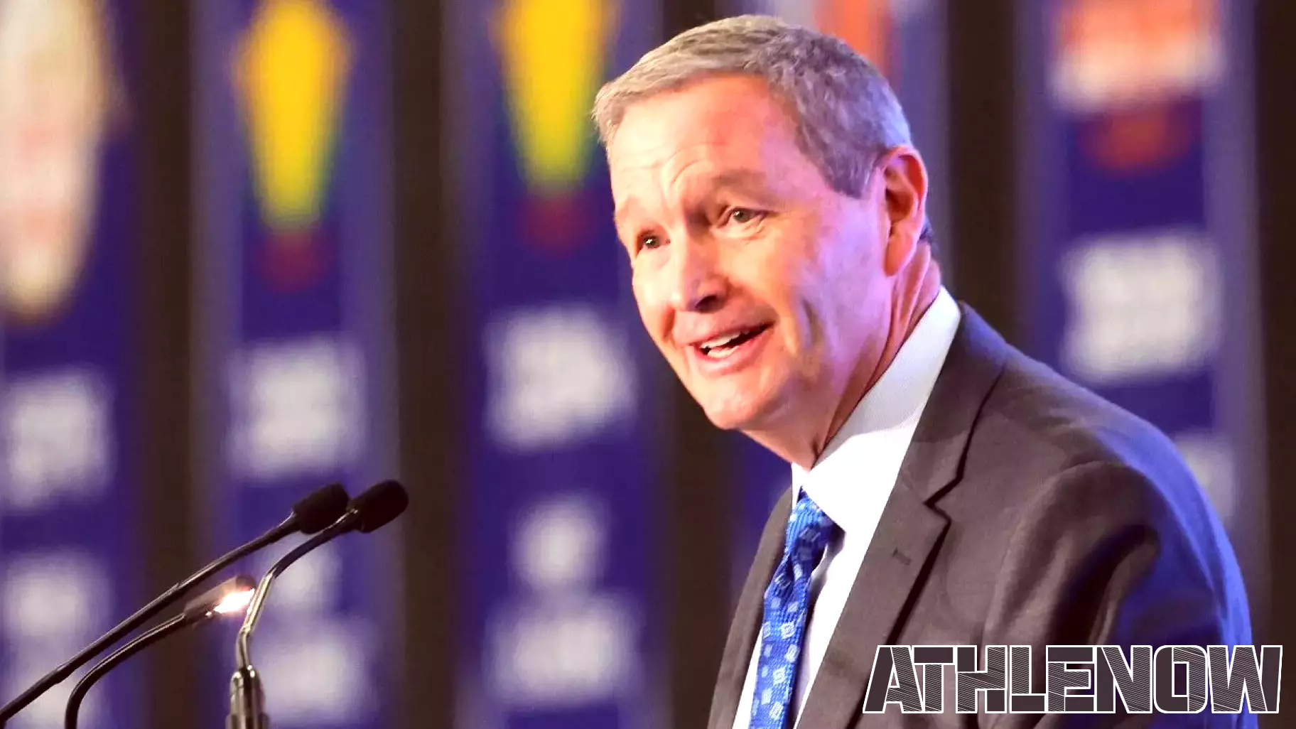 Kentucky governor blasts UK athletics' 'decision-making'