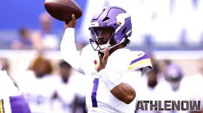 Analyst Throws Cold Water on Vikings QB Situation