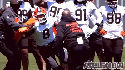 Cleveland Browns still looking for help at defensive end