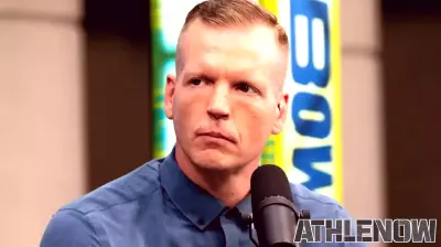 Why Chris Simms’ Unbuttoned Approach Has Made Him a Sports Media Mainstay